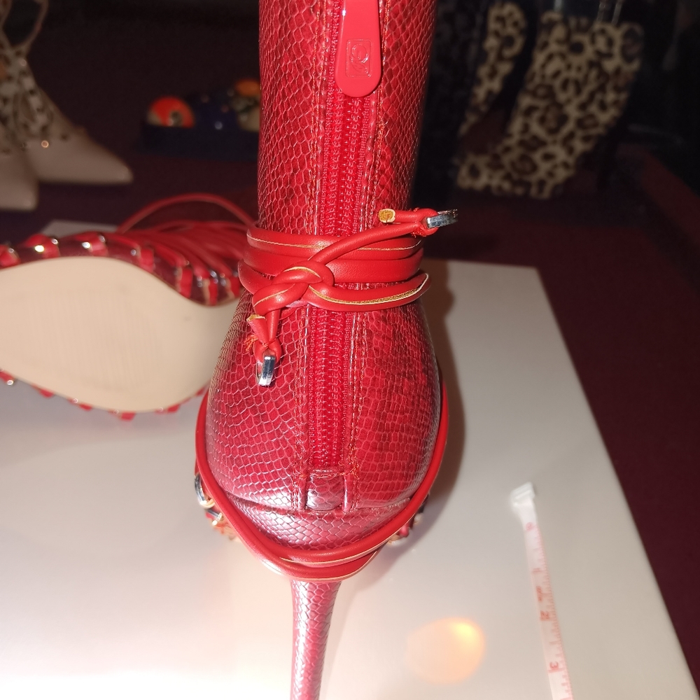 Ankle booties - Picture 4 of 5